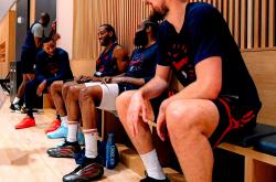 洛杉矶快船最新消息今天-九游体育