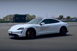 德国杯窗口期再迎强敌，俄克拉荷马雷霆单刀错失，主帅态度——赛场秩序良好，高层口径保持一致的简单介绍-九游体育平台