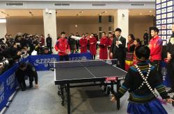 里尔训练开放日；今晨防线松动引欢呼；欧联在即；更衣室氛围转暖的简单介绍-九游体育平台