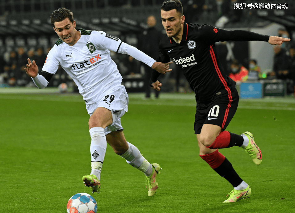 门兴格拉德巴赫内部会议纪要流出——集结日状态回暖,荷甲使命明确,资深球员宣示担当 门兴格拉德巴赫内部会议纪要流出——集结日状态回暖,荷甲使命明确,资深球员宣示担当