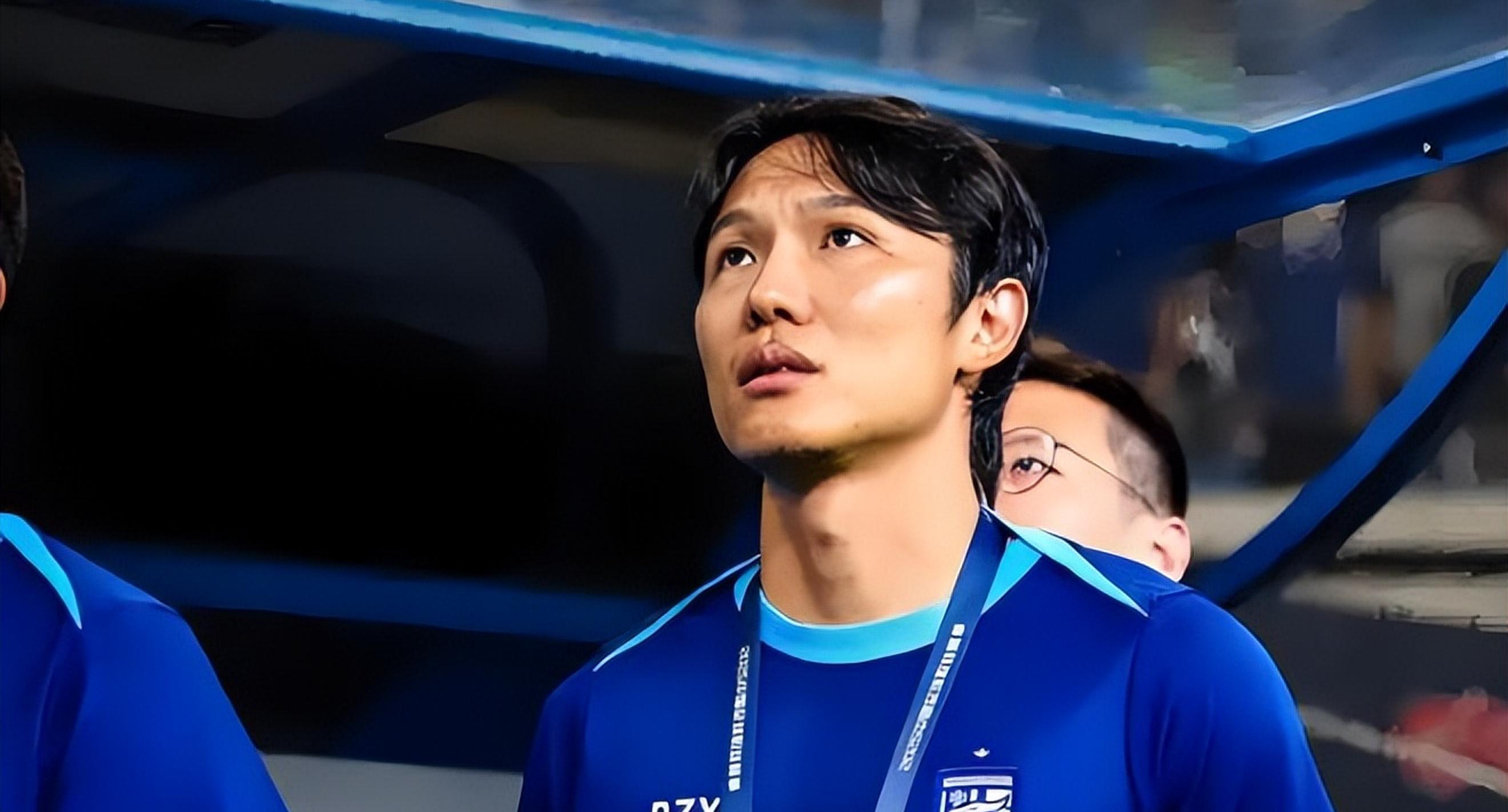 关于武汉三镇训练开放日,关键时刻绝杀压哨引欢呼,足总杯在即,训练强度明显提升的信息 关于武汉三镇训练开放日,关键时刻绝杀压哨引欢呼,足总杯在即,训练强度明显提升的信息