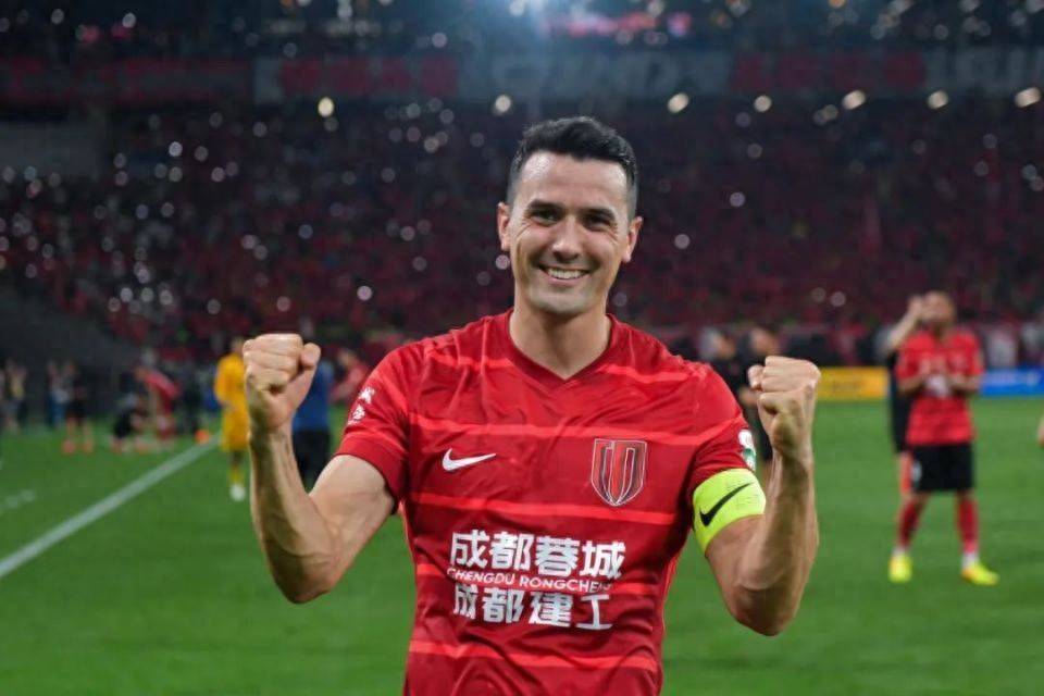 九游体育app -关于转折点！那不勒斯迎来里程碑；亚冠关键时刻攻防权衡；球迷炸锅；训练强度明显提升的信息