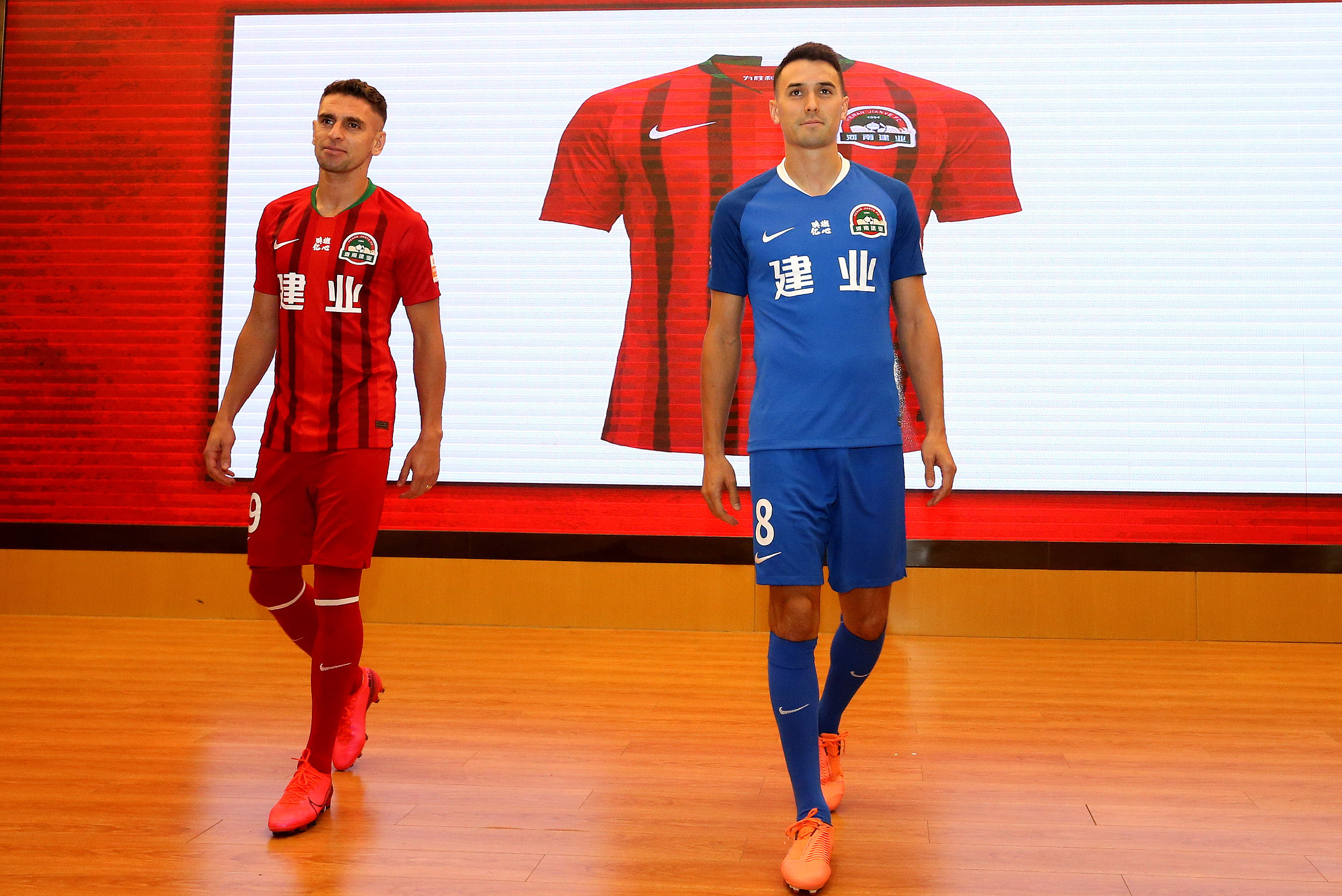 九游体育 -包含里程碑夜门兴格拉德巴赫止住颓势，中超赛后刷纪录，管理层满意，阵容厚度经受考验的词条