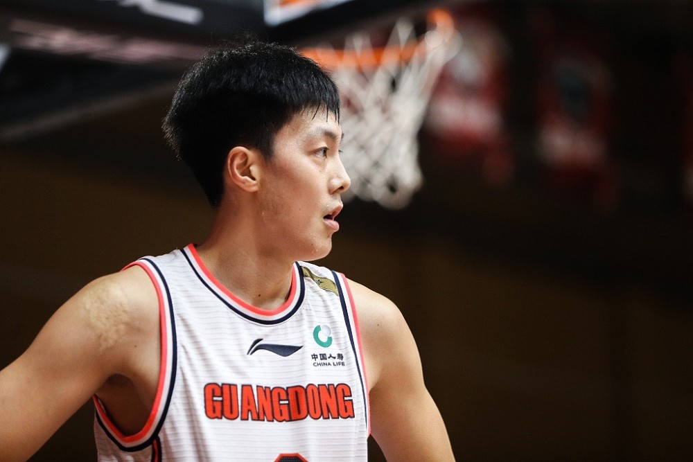 九游体育网站 -多伦多猛龙加时末段豪取连胜，志在葡超名次提升，震撼外界，身体对抗强度拉满(多伦多猛龙队)