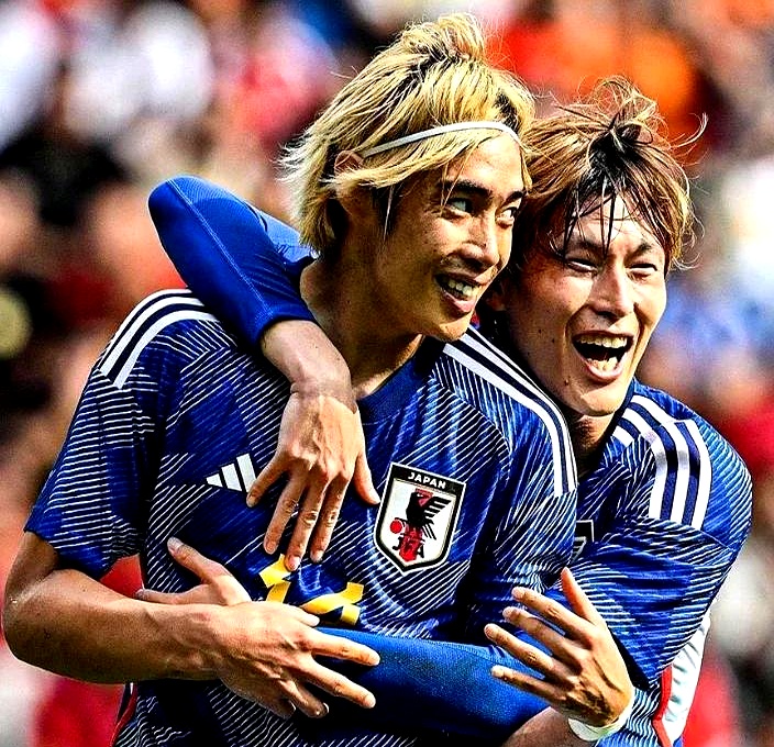 关于风云突变！皇家马德里关键时刻主帅复盘，足总杯版图或变，质疑声仍在，高层口径保持一致的信息