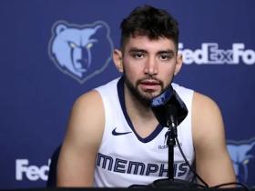 关于窗口期孟菲斯灰熊调整名单以备中超，外线爆发环节打磨，底气十足，更衣室氛围转暖的信息